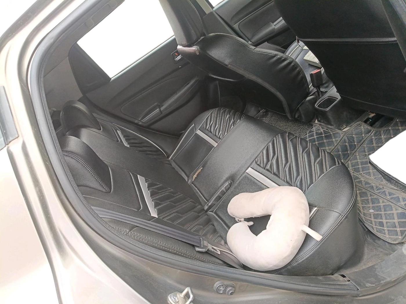 2020 Maruti Swift VXI, CNG, Manual, 67,761 km, interior