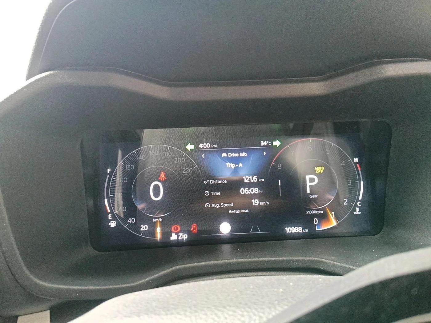 2024 Mahindra XUV 3XO AX5L 1.2 TGDi AT, Petrol, Automatic, 10,988 km, interior