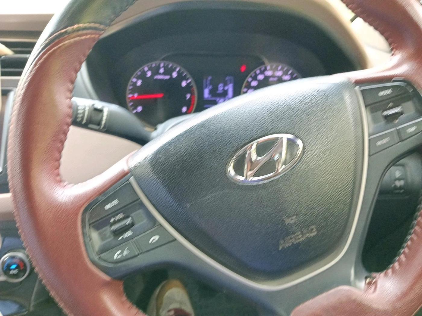 2018 Hyundai Elite i20 ASTA 1.2, Petrol, Manual, 90,416 km, interior