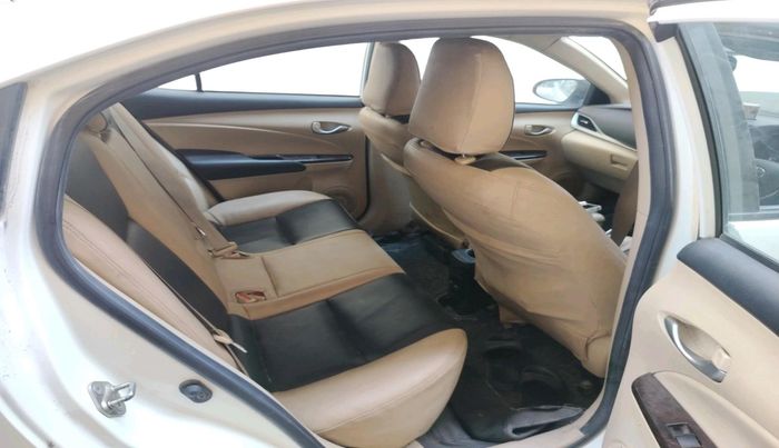 2021 Toyota YARIS G MT, CNG, Manual, 69,069 km, interior