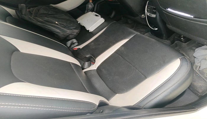 2022 Hyundai VENUE S 1.2, Petrol, Manual, 48,556 km, interior