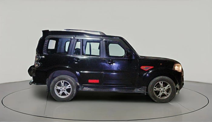 2016 Mahindra Scorpio S10, Diesel, Manual, 74,807 km, exterior