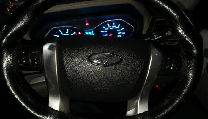 2016 Mahindra Scorpio S10, Diesel, Manual, 74,807 km, interior