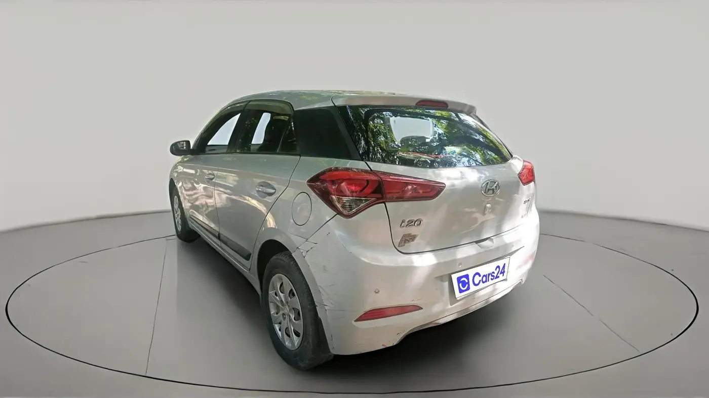 2015 Hyundai Elite i20 SPORTZ 1.2, CNG, Manual, 1,18,255 km, exterior