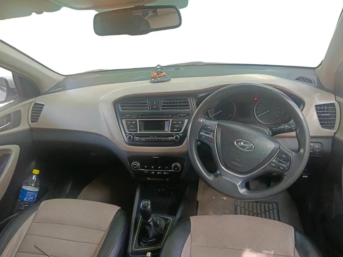 2015 Hyundai Elite i20 SPORTZ 1.2, CNG, Manual, 1,18,255 km, interior