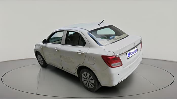 2018 Maruti Dzire LXI, CNG, Manual, 1,67,469 km, exterior