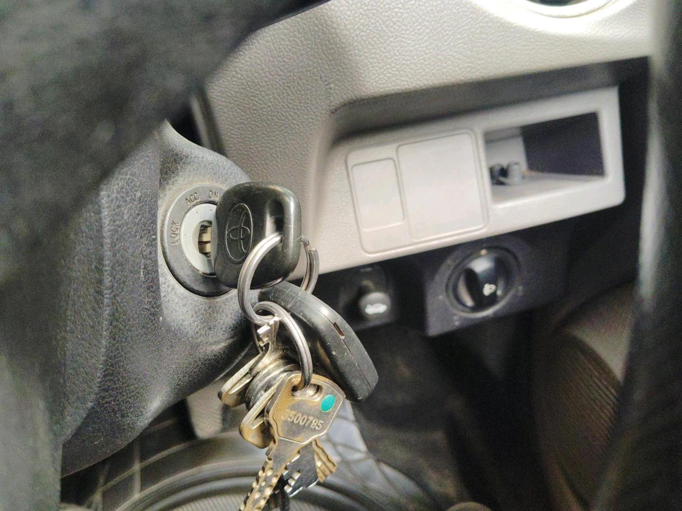 2011 Toyota Etios G, Petrol, Manual, 1,07,700 km, interior
