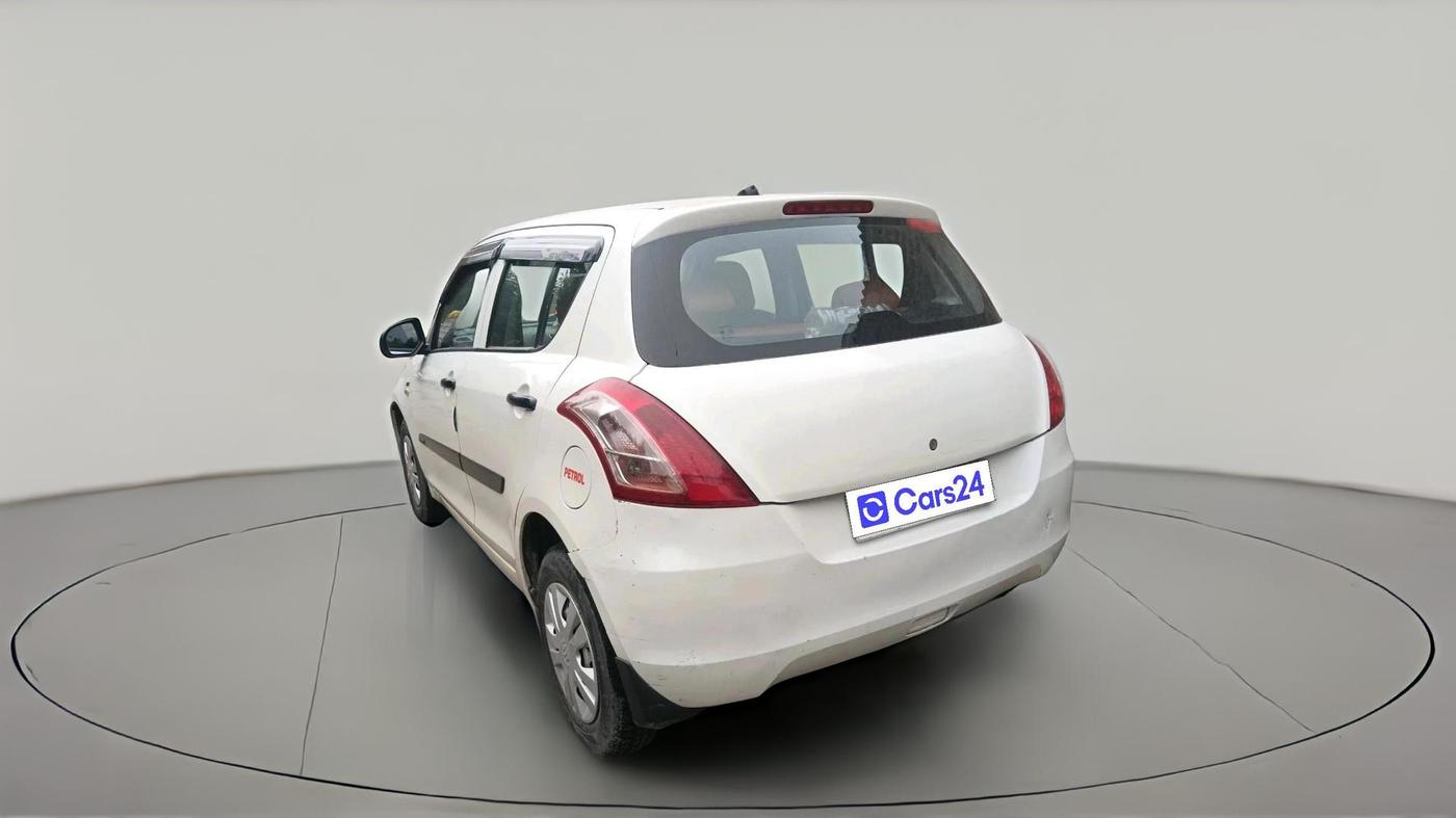2015 Maruti Swift LXI (O), Petrol, Manual, 84,565 km, exterior