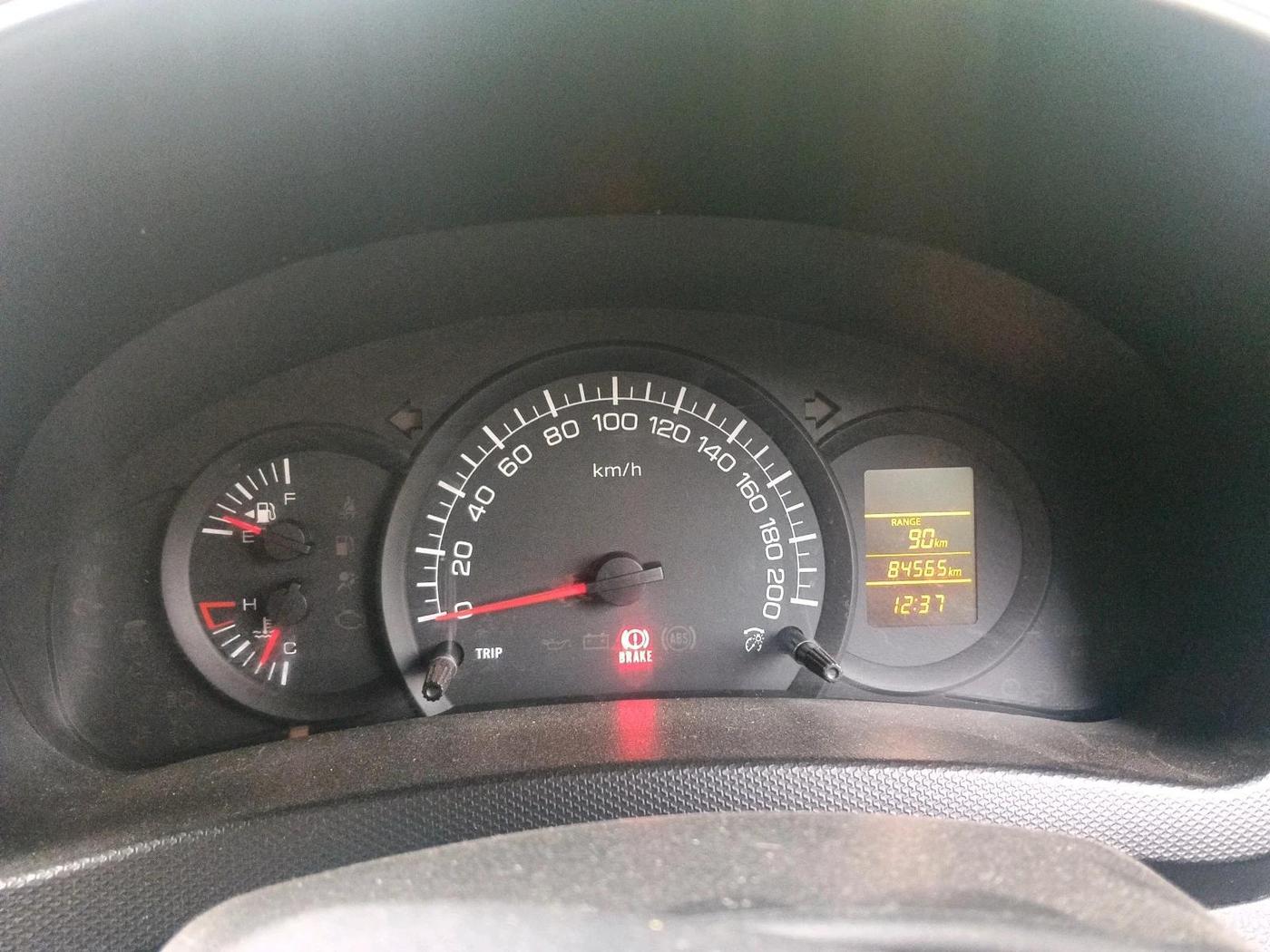 2015 Maruti Swift LXI (O), Petrol, Manual, 84,565 km, interior