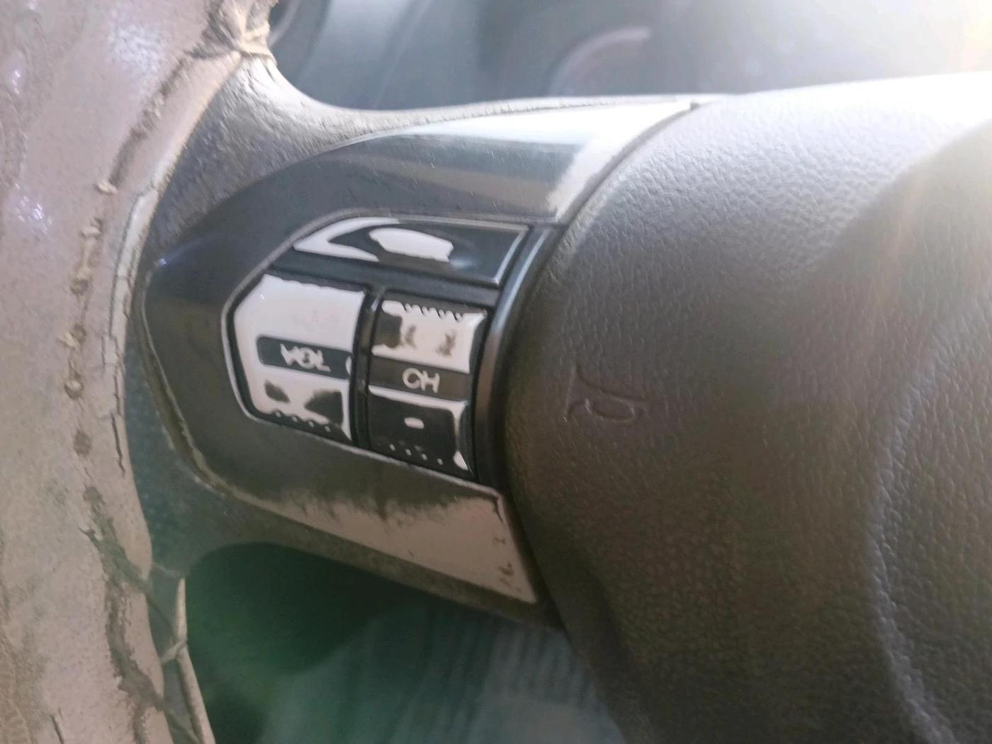 2015 Honda Amaze 1.2L I-VTEC S, CNG, Manual, 1,21,665 km, interior