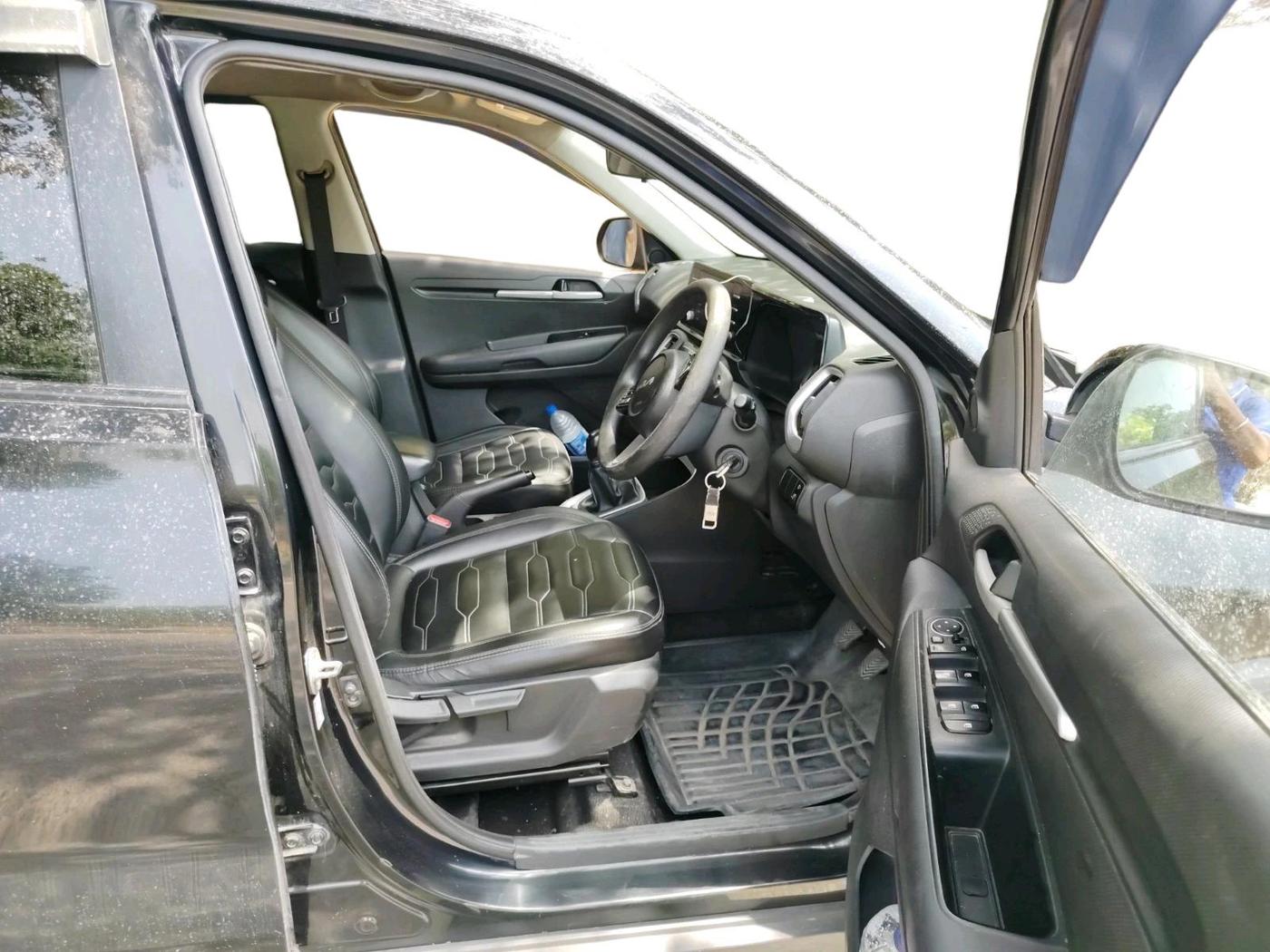 2021 KIA SONET HTK PLUS 1.2, Petrol, Manual, 50,500 km, interior