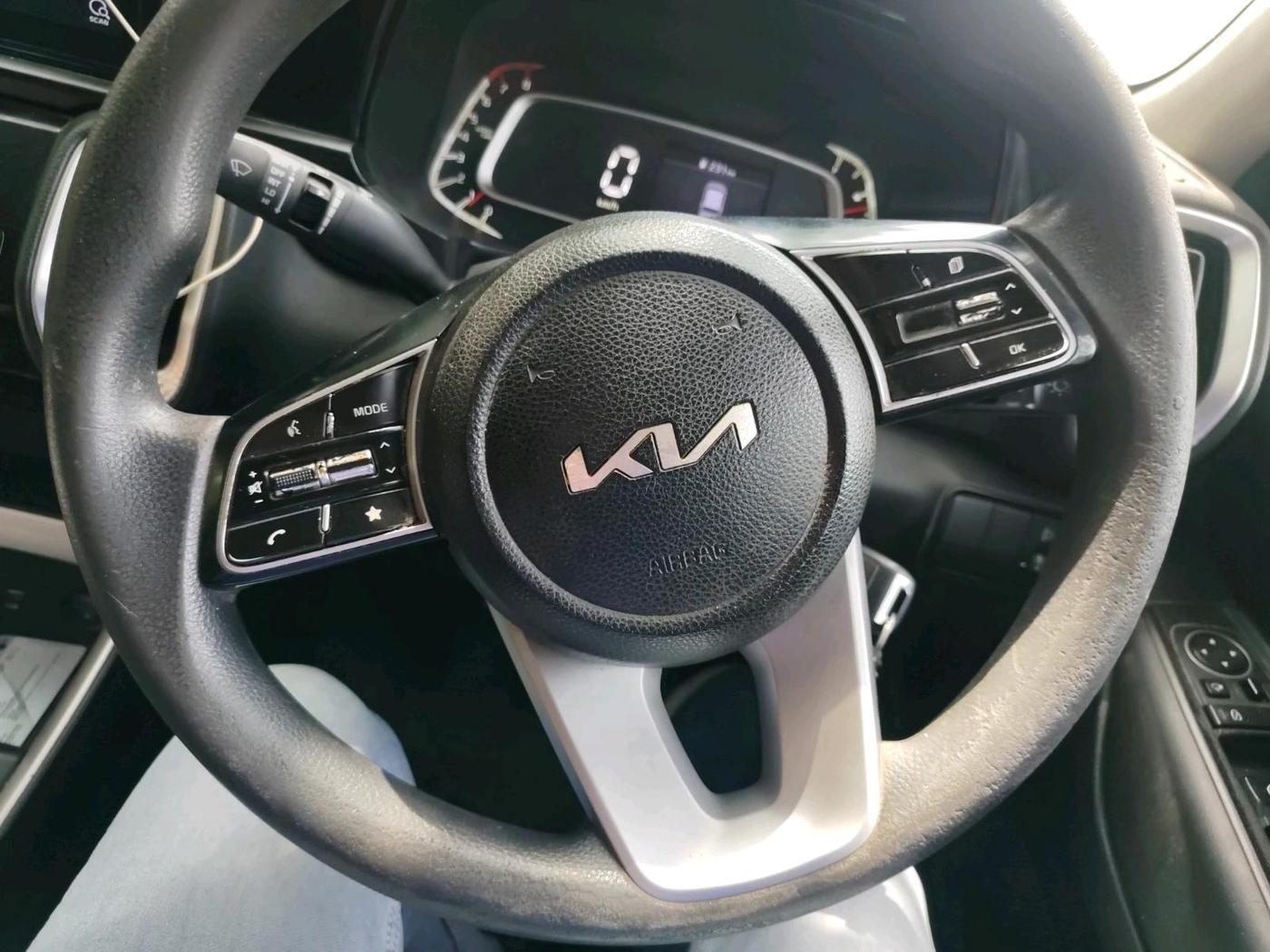 2021 KIA SONET HTK PLUS 1.2, Petrol, Manual, 50,500 km, interior