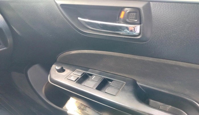 2013 Maruti Swift VXI, Petrol, Manual, 35,883 km, interior
