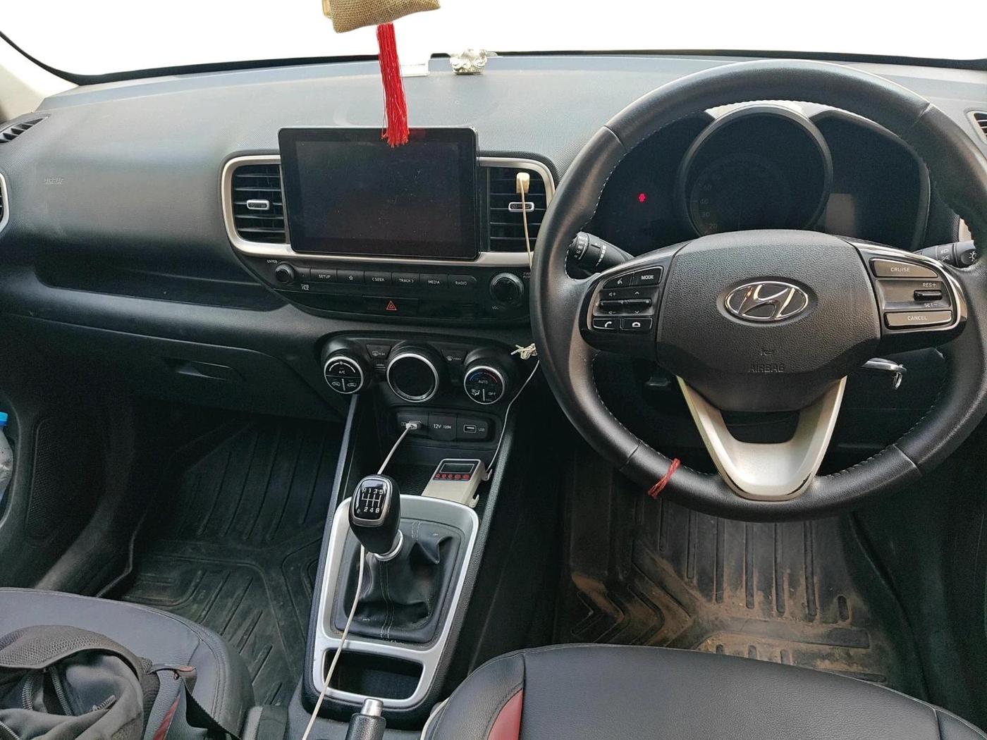 2021 Hyundai VENUE SX 1.5 CRDI, Diesel, Manual, 85,664 km, interior