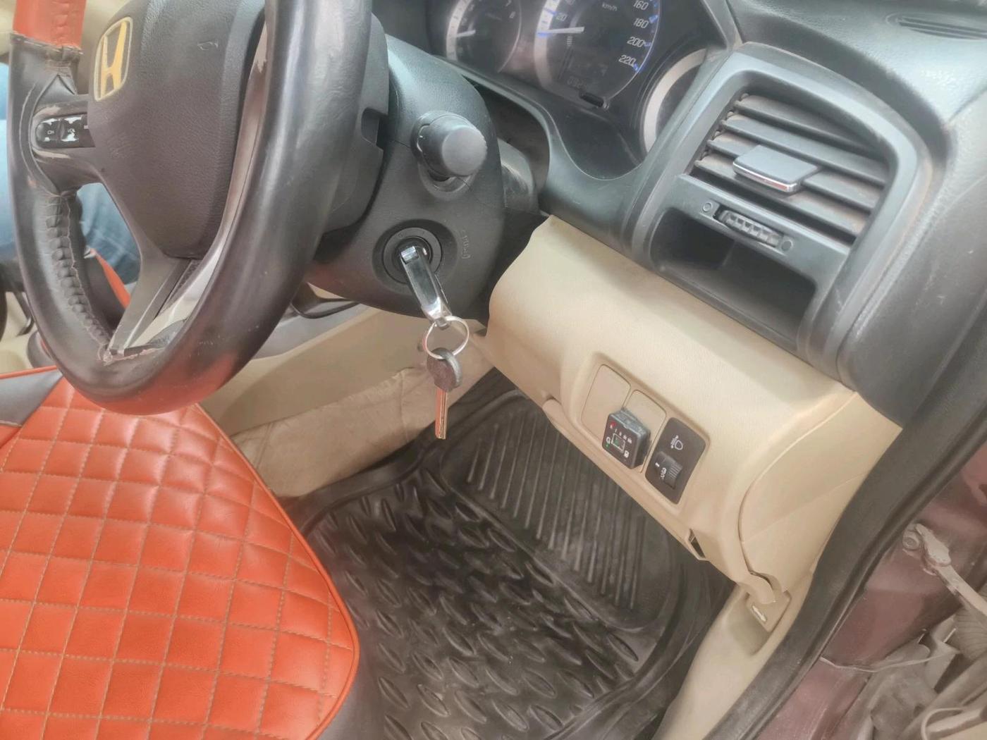 2012 Honda City 1.5L I-VTEC S MT, CNG, Manual, 92,485 km, interior