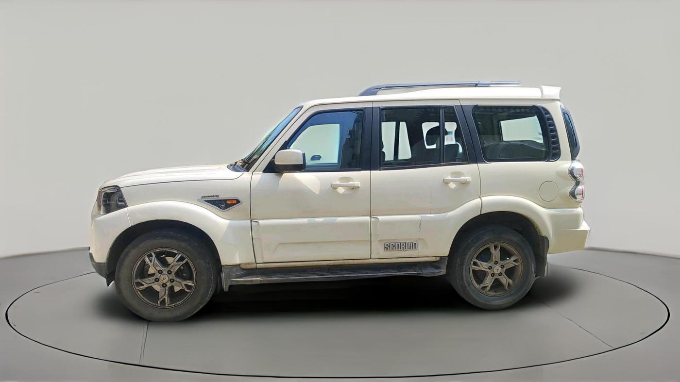 2017 Mahindra Scorpio S10 1.99 INTELLI-HYBRID, Diesel, Manual, 56,736 km, exterior