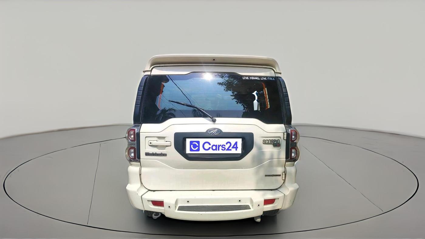 2017 Mahindra Scorpio S10 1.99 INTELLI-HYBRID, Diesel, Manual, 56,736 km, exterior