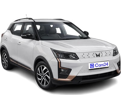 2025 Mahindra XUV400 - SUV - Electric - Automatic - ₹15.60 lakh