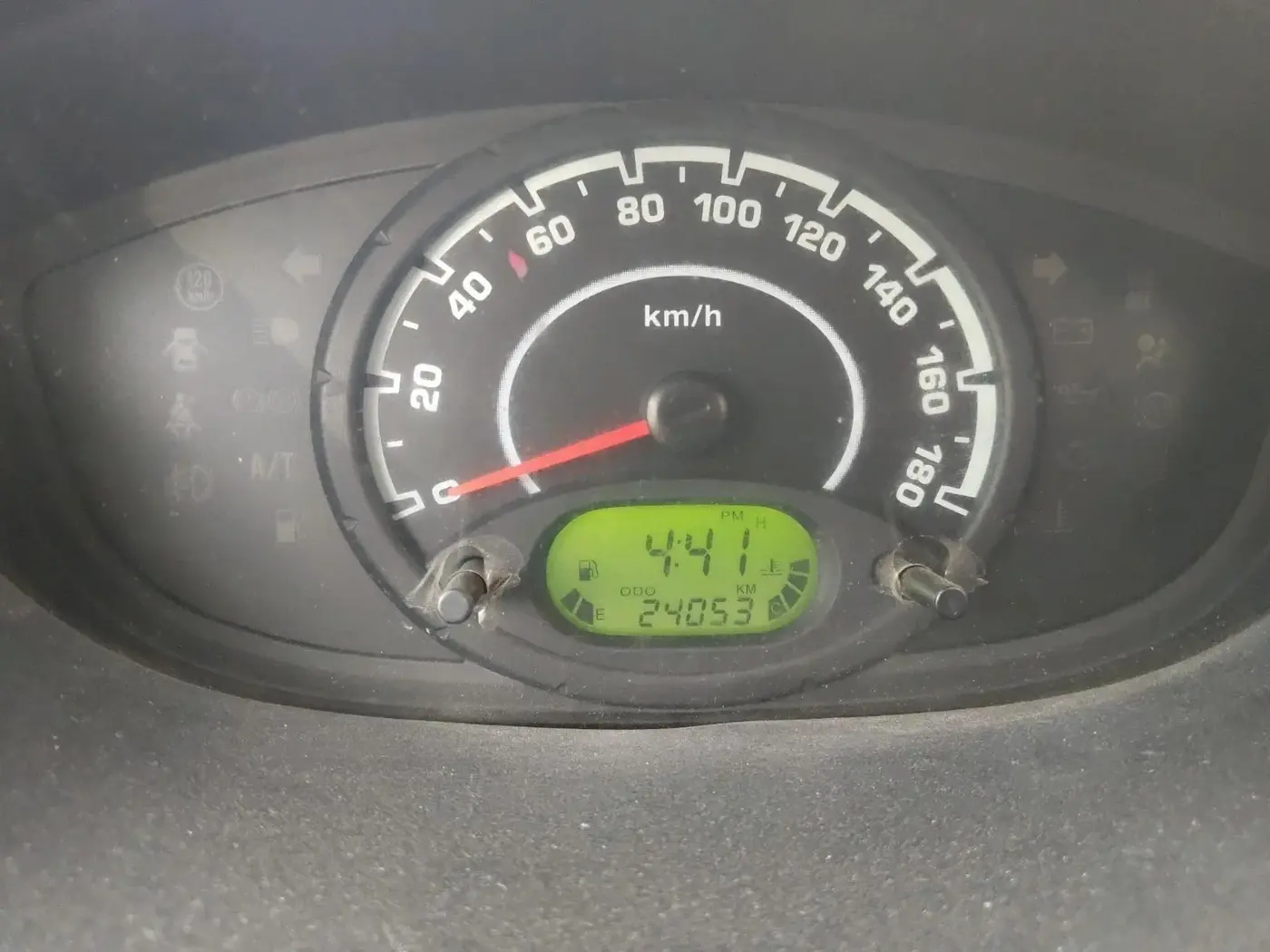 2011 Chevrolet Spark LT 1.0, Petrol, Manual, 24,053 km, interior