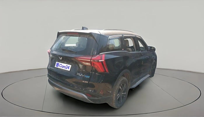 2022 Mahindra XUV700 AX 5 P MT 5 STR, Petrol, Manual, 51,507 km, exterior