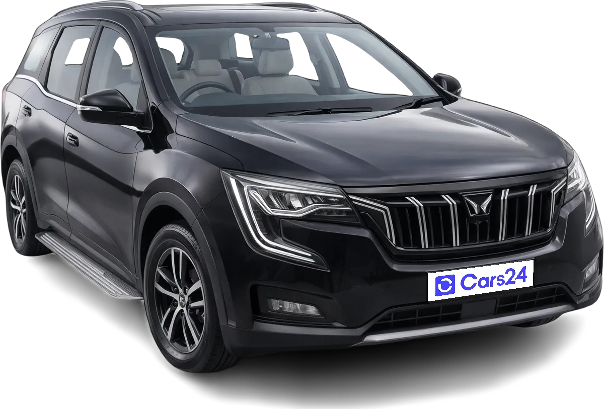 2022 Mahindra XUV700 - SUV - Petrol - Manual - ₹12.07 lakh