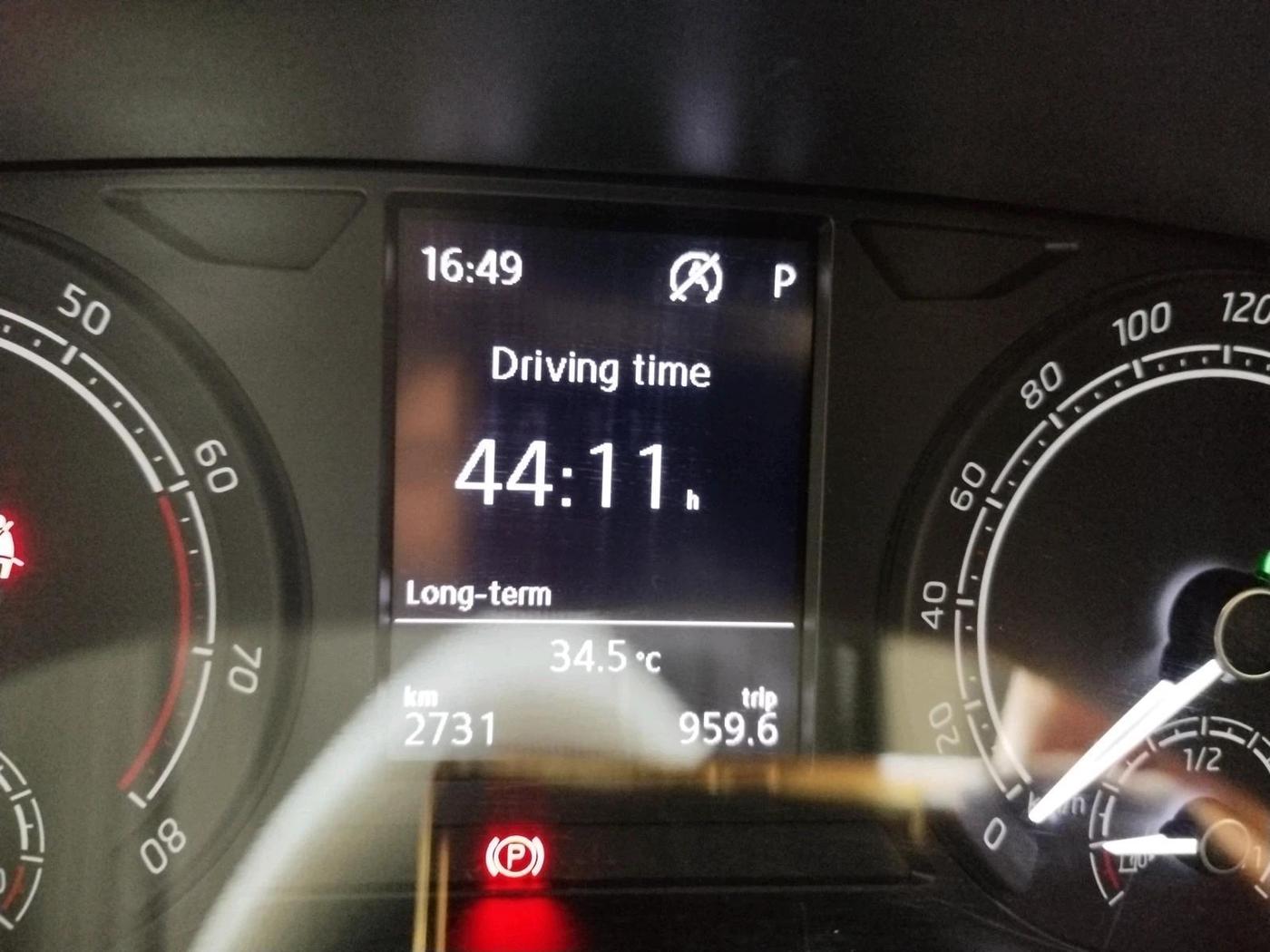 2025 Skoda Kylaq Signature AT, Petrol, Automatic, 2,731 km, interior