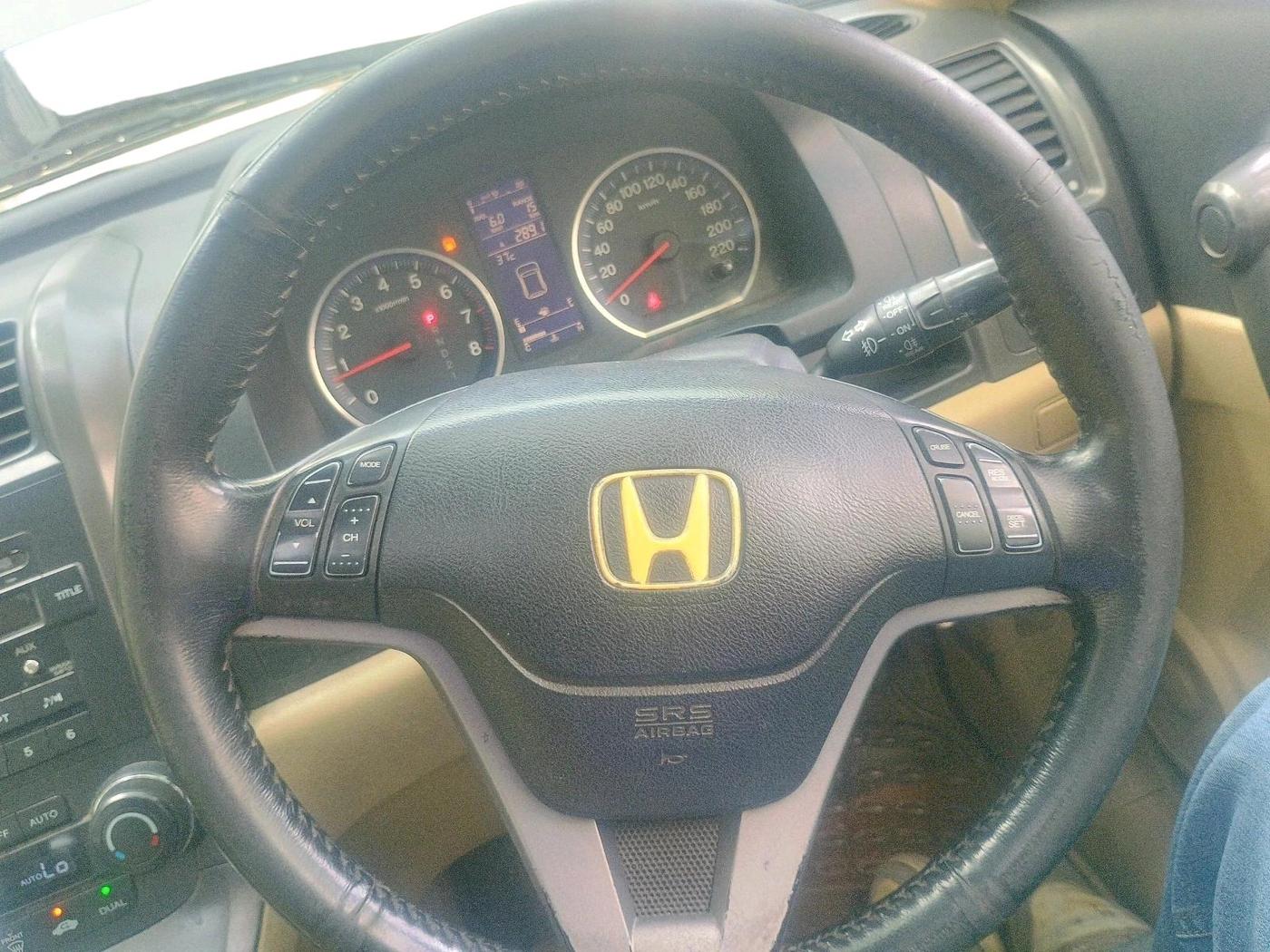 2011 Honda CRV 2.4L 2WD AT, Petrol, Automatic, 1,94,297 km, interior
