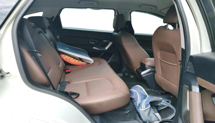 2020 Tata Harrier XZ 2.0L, Diesel, Manual, 30,805 km, interior