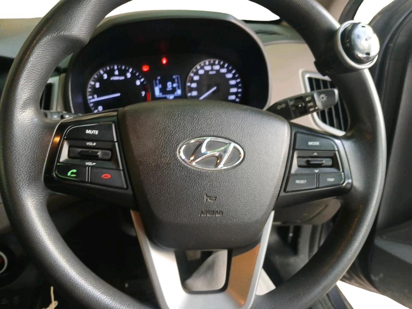 2015 Hyundai Creta SX PLUS 1.6 PETROL, Petrol, Manual, 63,915 km, interior