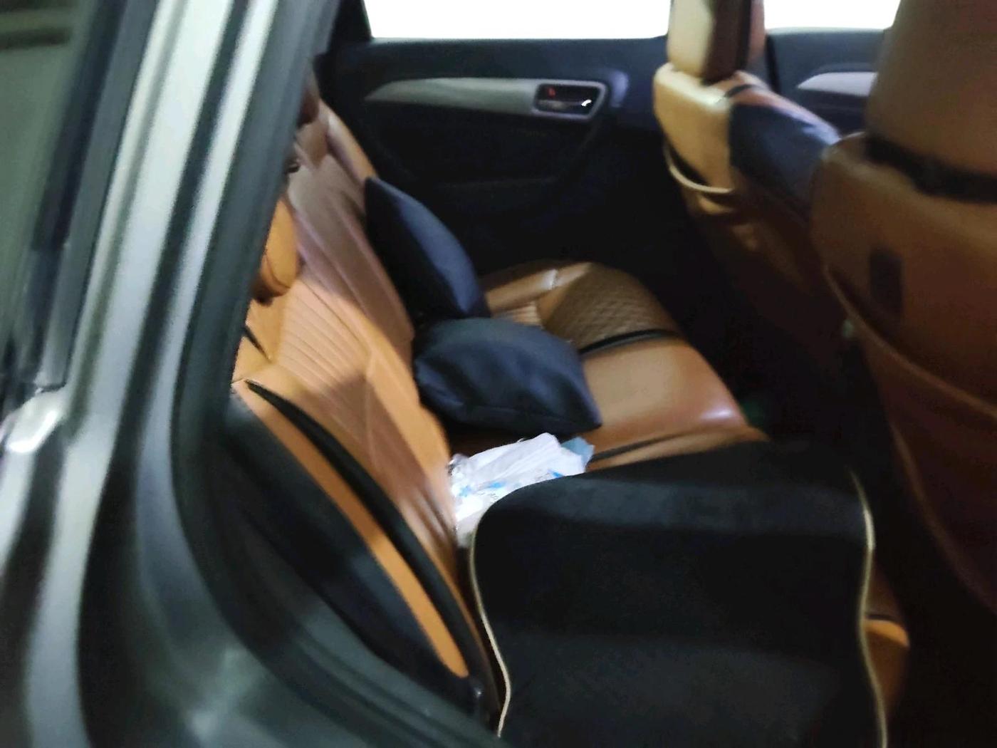 2016 Maruti Vitara Brezza ZDI PLUS, Diesel, Manual, 2,06,521 km, interior