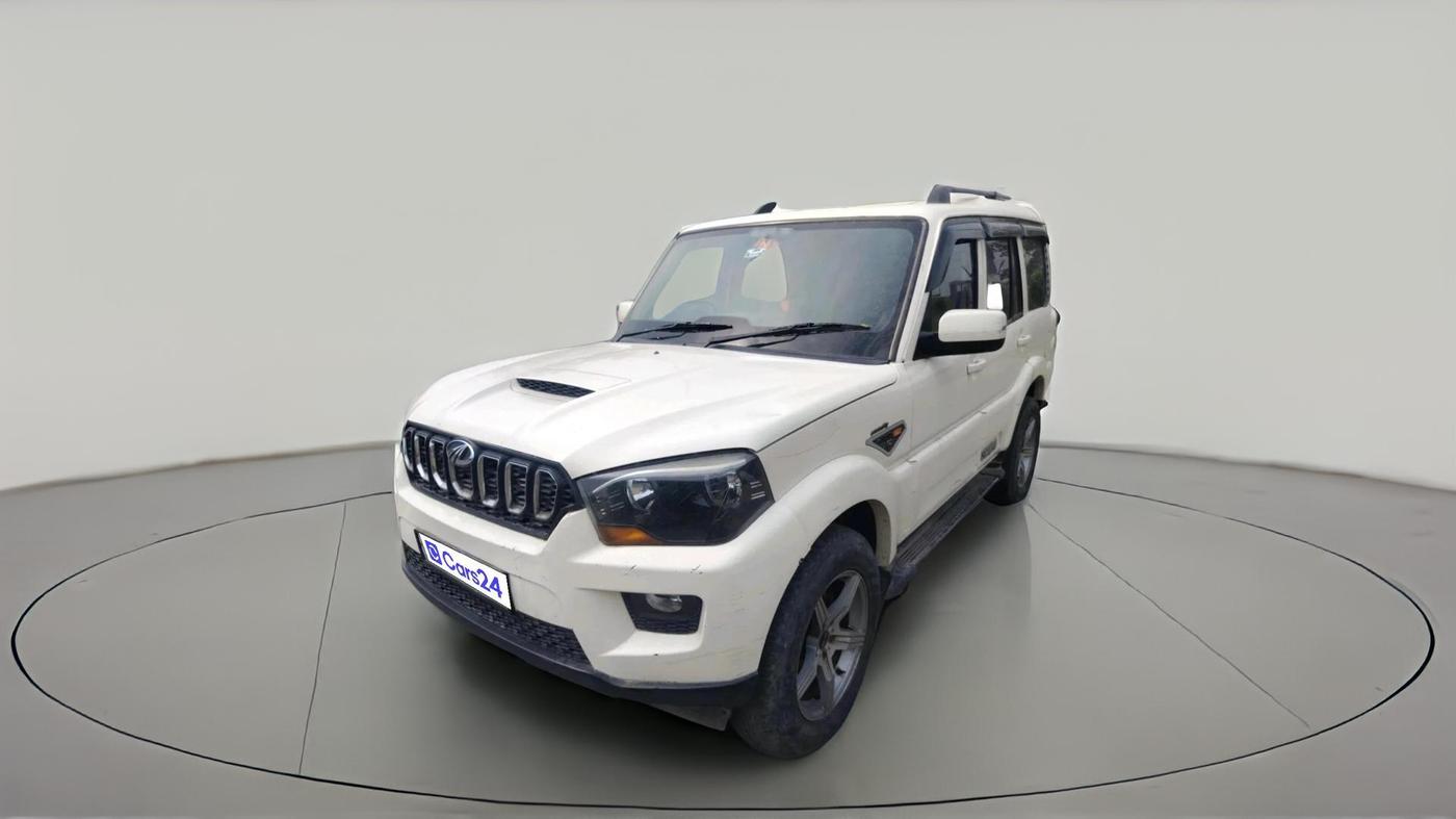 2017 Mahindra Scorpio S6 PLUS 1.99 INTELLI-HYBRID, Diesel, Manual, 1,03,732 km, exterior