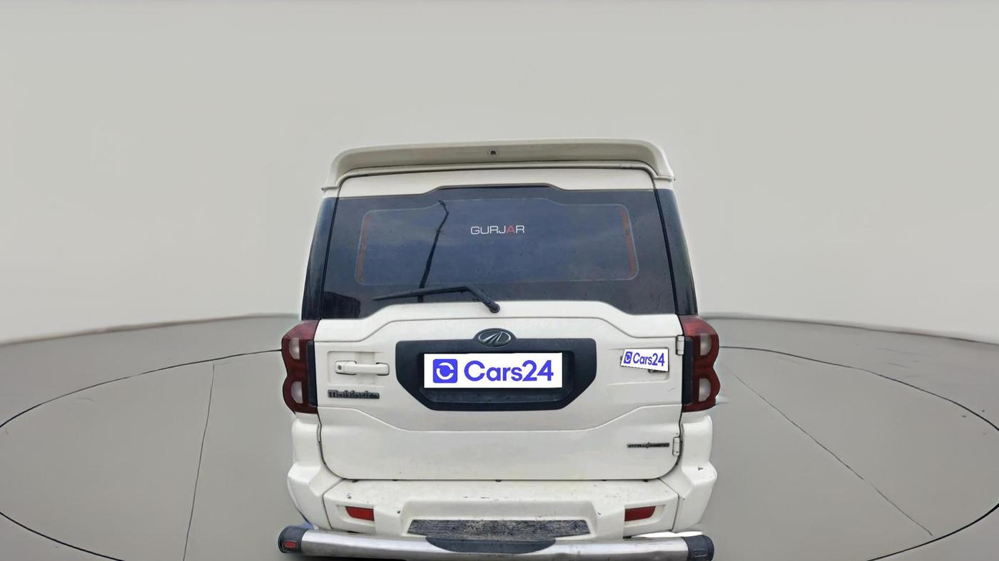 2017 Mahindra Scorpio S6 PLUS 1.99 INTELLI-HYBRID, Diesel, Manual, 1,03,732 km, exterior