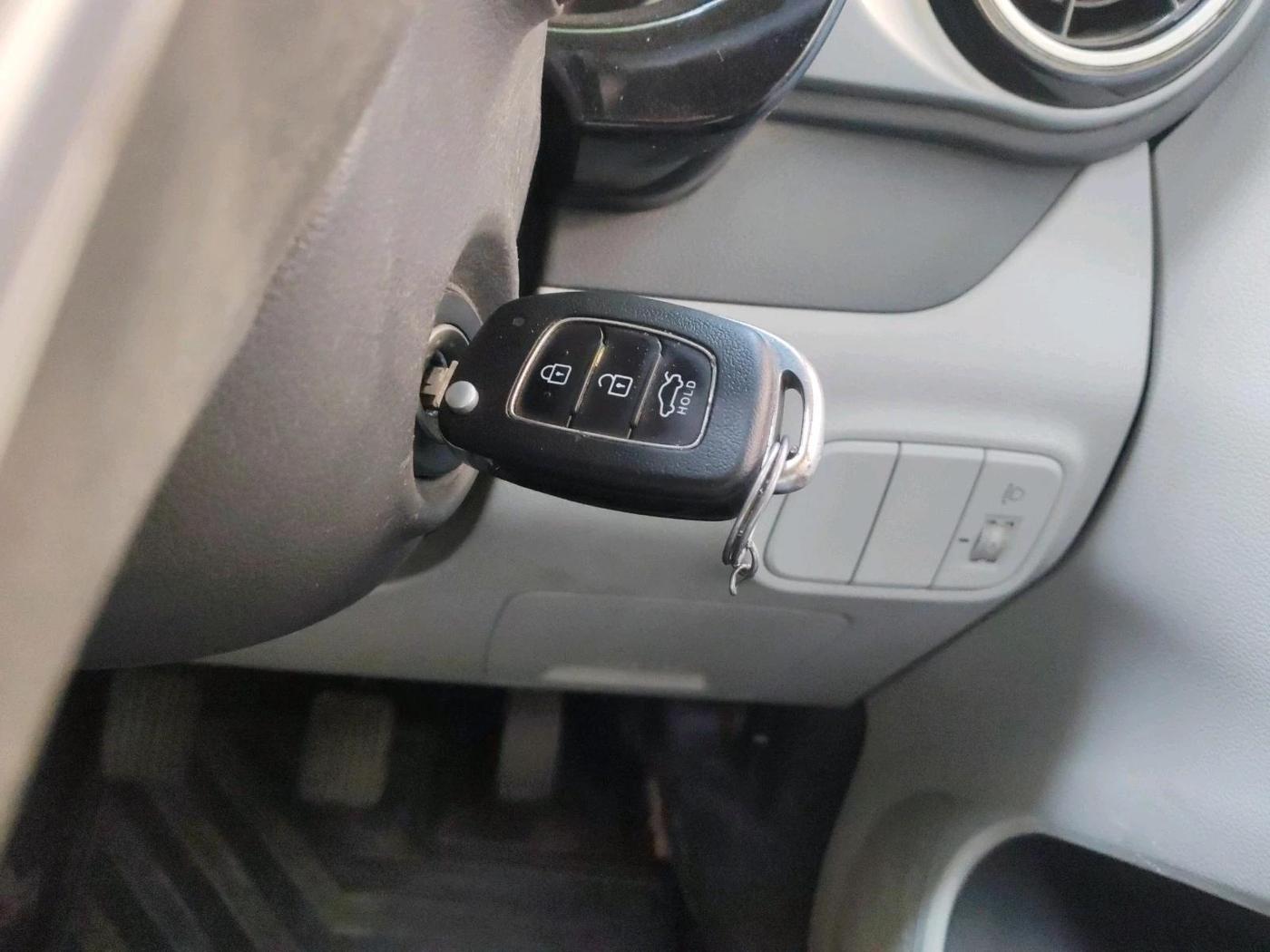 2020 Hyundai GRAND I10 NIOS SPORTZ 1.2 KAPPA VTVT, Petrol, Manual, 46,073 km, interior