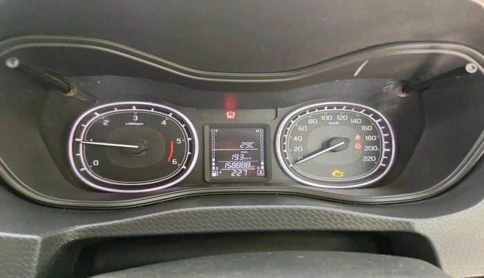 2016 Maruti Vitara Brezza ZDI PLUS, Diesel, Manual, 1,58,888 km, interior