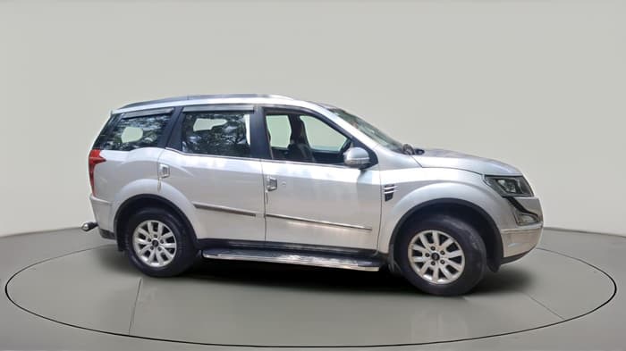 2016 Mahindra XUV500 W10 1.99, Diesel, Manual, 36,520 km, exterior