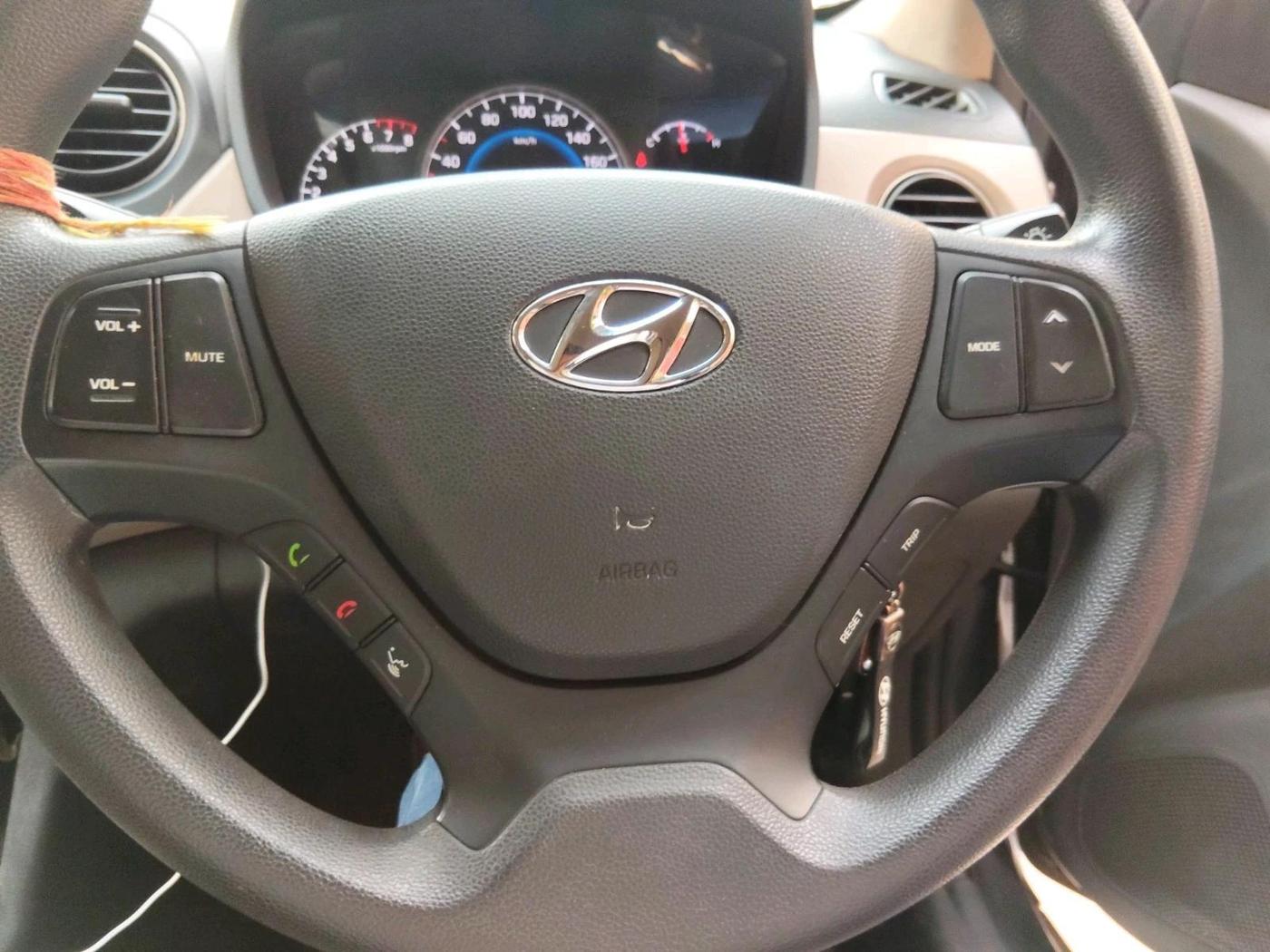 2018 Hyundai Grand i10 SPORTZ 1.2 KAPPA VTVT, Petrol, Manual, 49,782 km, interior