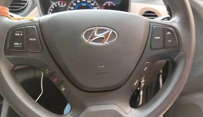 2018 Hyundai Grand i10 SPORTZ 1.2 KAPPA VTVT, Petrol, Manual, 49,782 km, interior