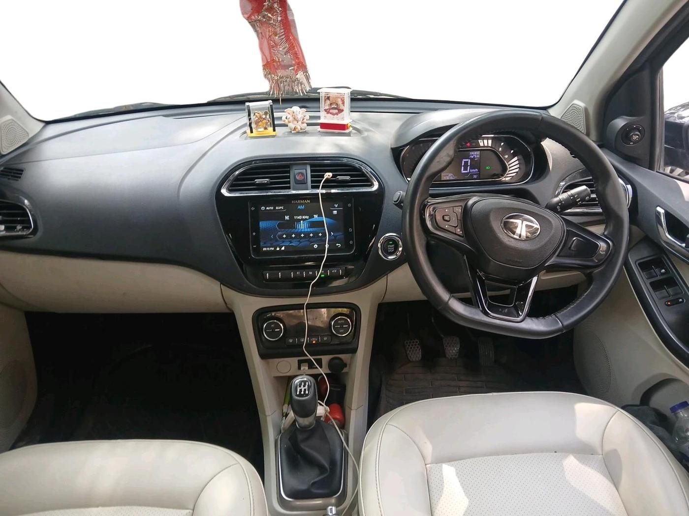 2024 Tata TIGOR XZ PLUS CNG, CNG, Manual, 47,076 km, interior