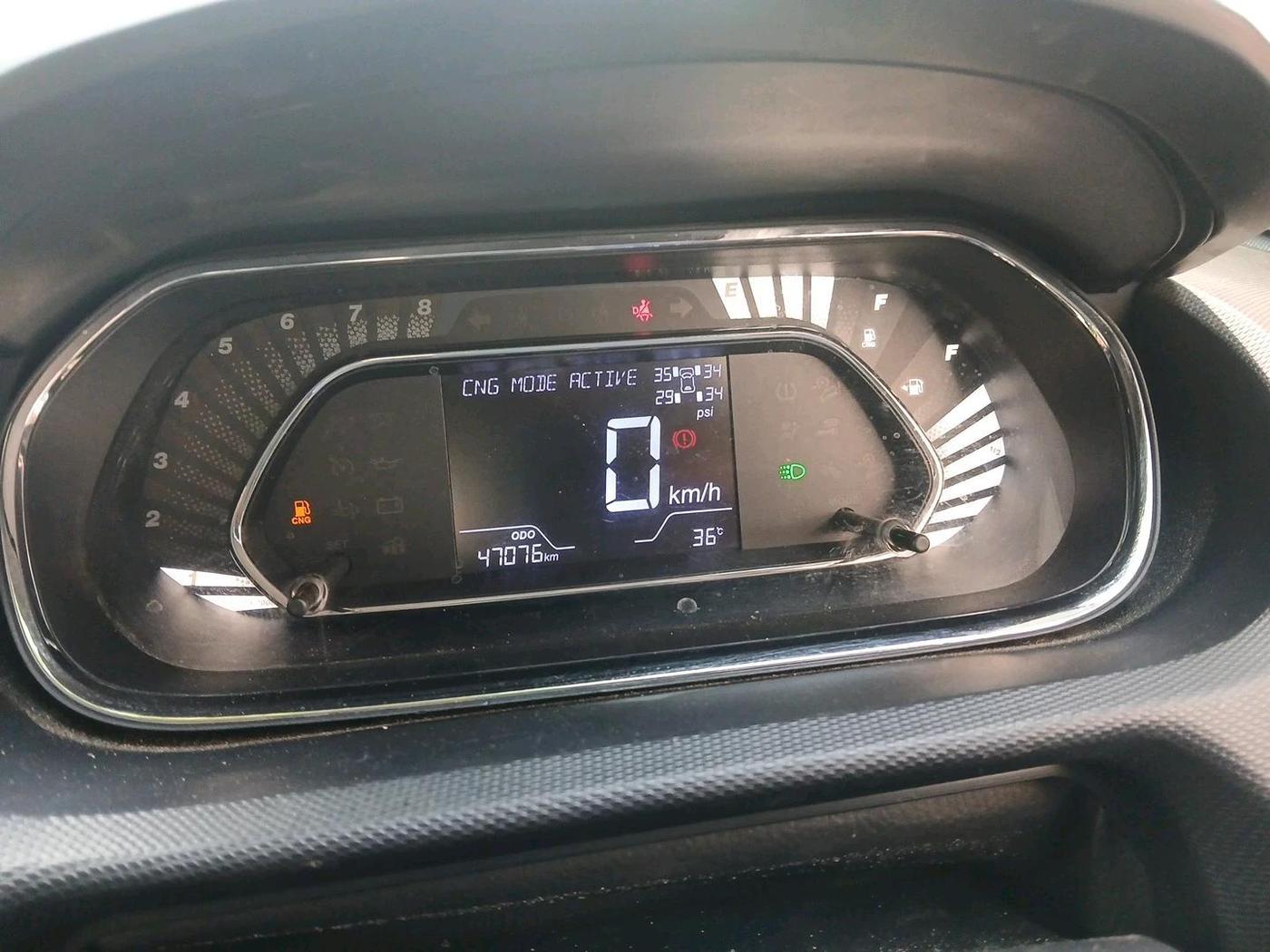 2024 Tata TIGOR XZ PLUS CNG, CNG, Manual, 47,076 km, interior