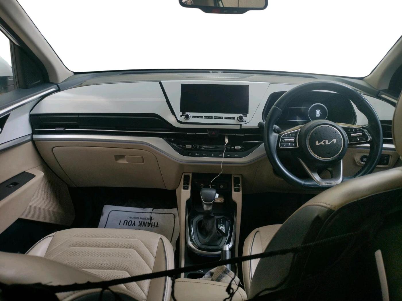 2024 KIA CARENS LUXURY (O)1.5 DIESEL AT 7 STR , Diesel, Automatic, 18,076 km, interior