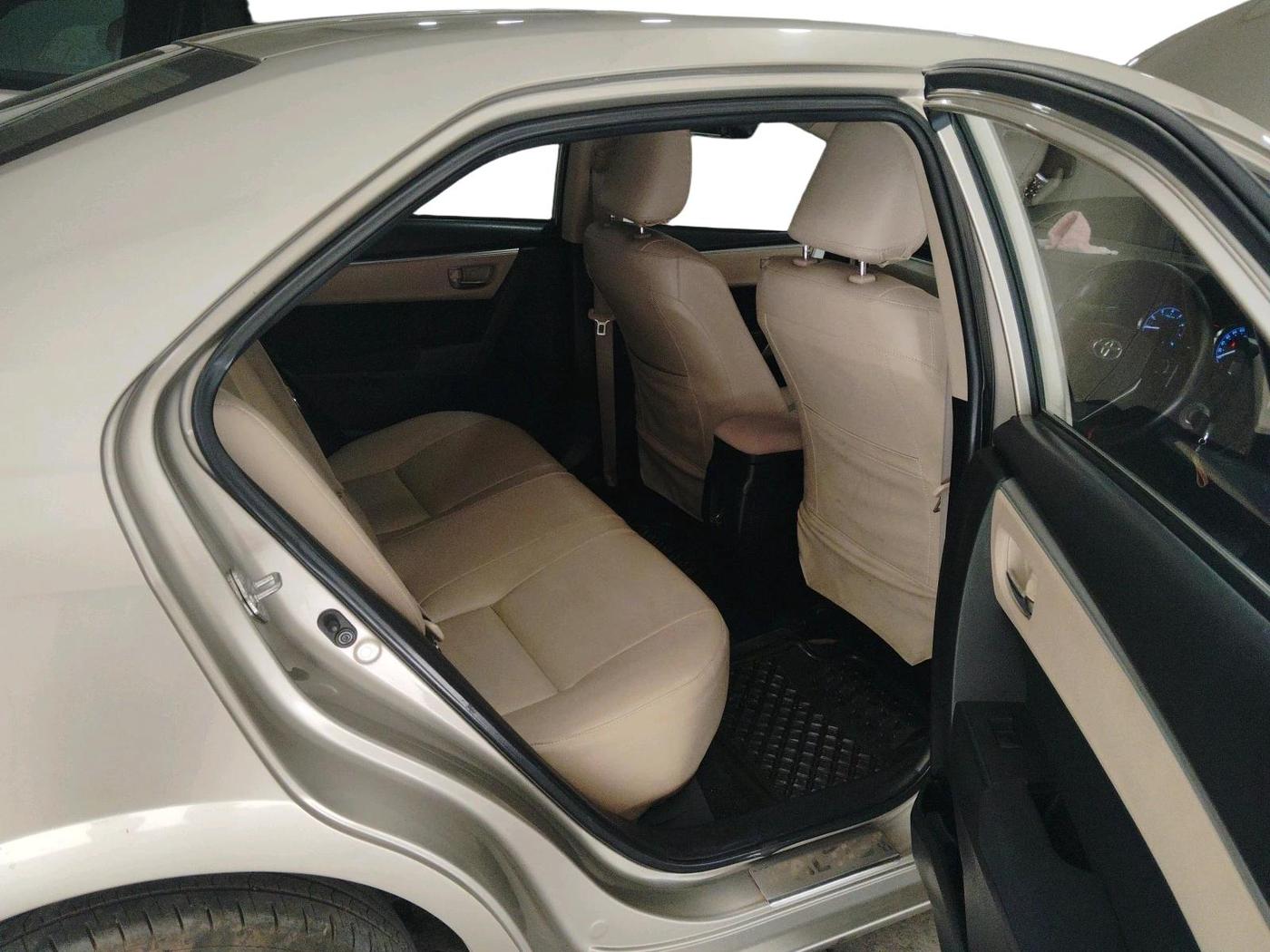 2015 Toyota Corolla Altis G CVT PETROL, Petrol, Automatic, 91,318 km, interior