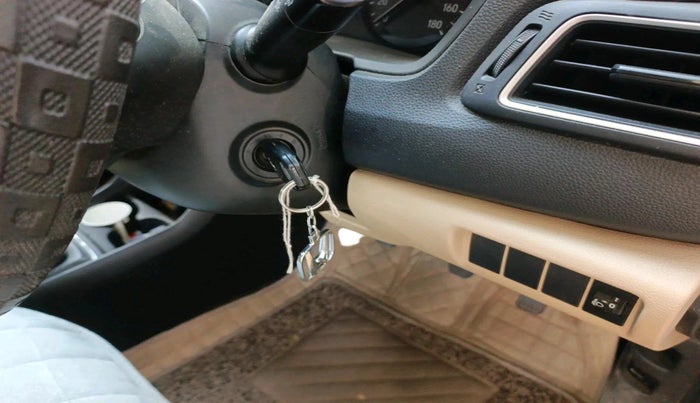 2019 Honda Amaze 1.2L I-VTEC S, Petrol, Manual, 36,079 km, interior