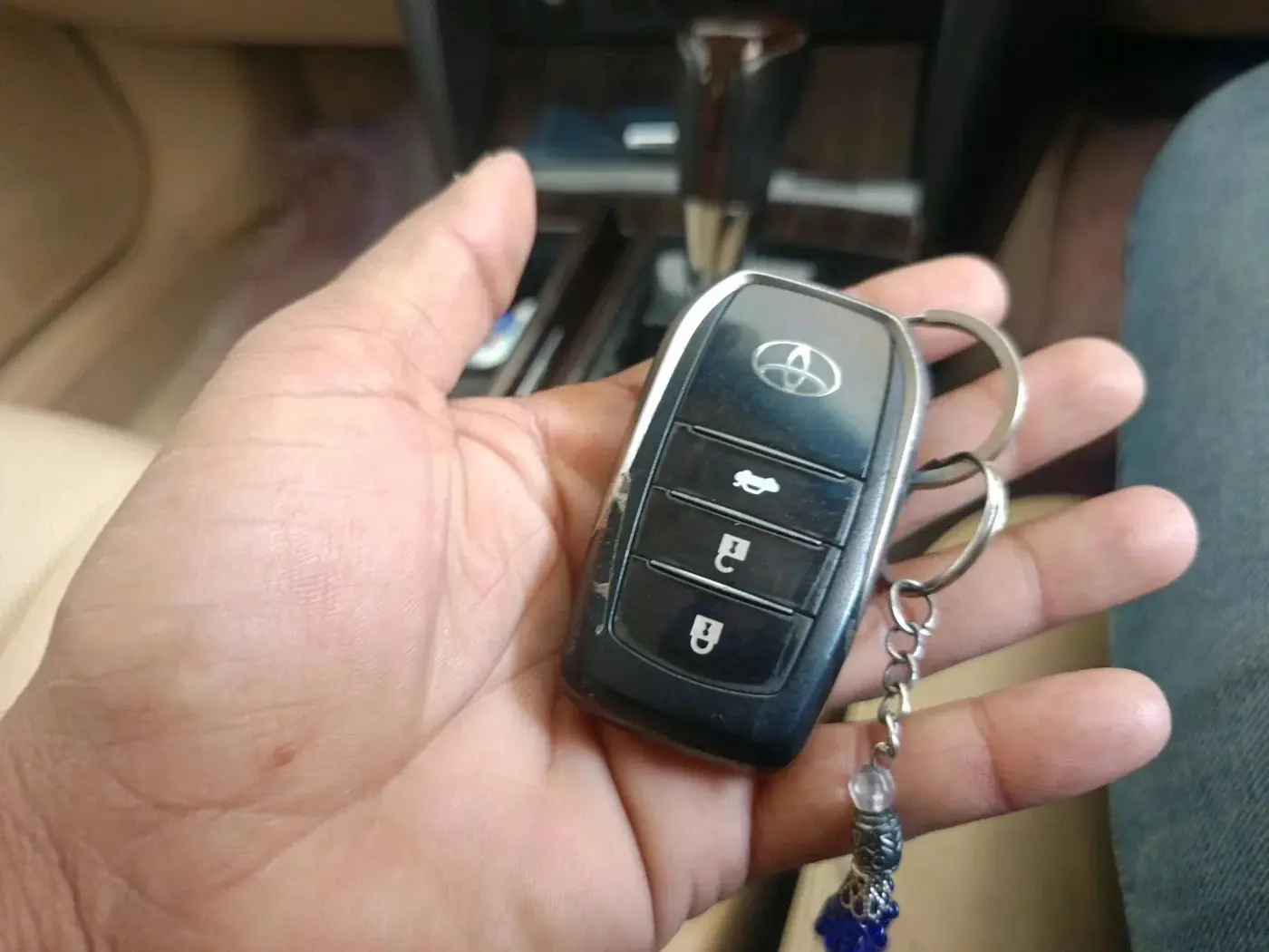 2016 Toyota Camry HYBRID, Hybrid, Automatic, 23,003 km, interior
