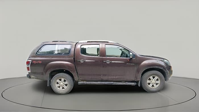 2016 ISUZU D-Max V Cross 4*4 MT, Diesel, Manual, 1,37,364 km, exterior
