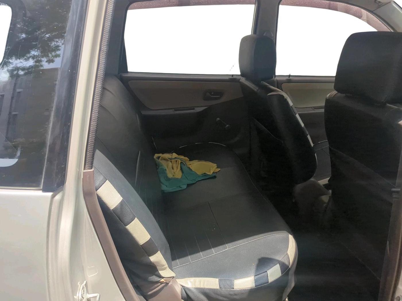 2011 Maruti Zen Estilo LXI, Petrol, Manual, 90,474 km, interior