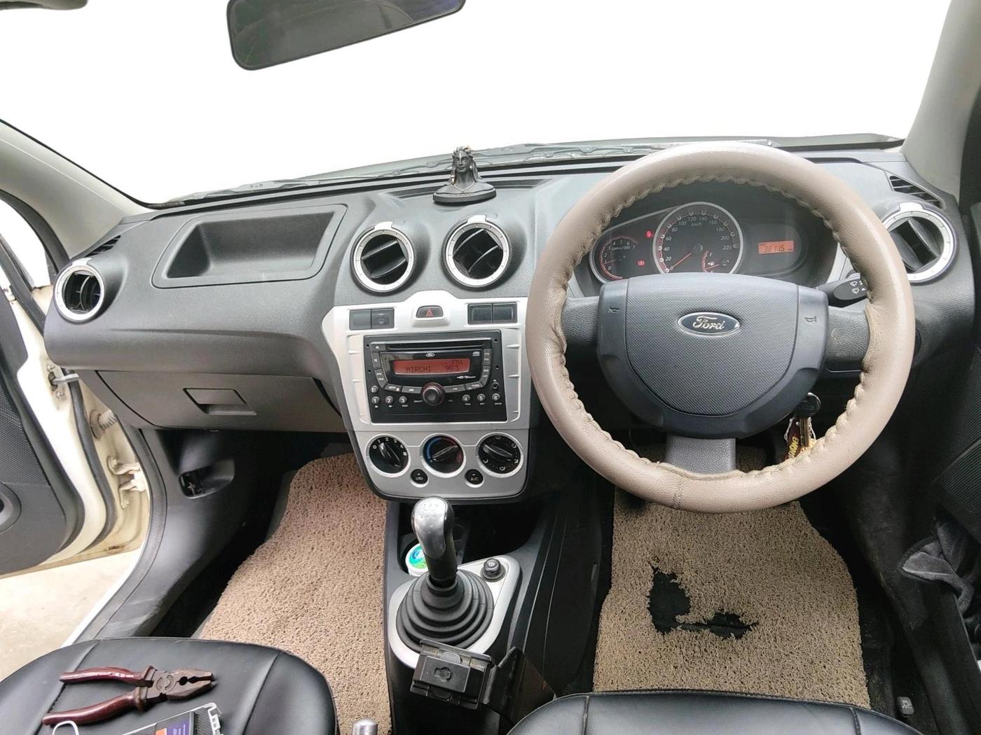 2012 Ford Figo ZXI 1.2 PETROL, Petrol, Manual, 38,115 km, interior