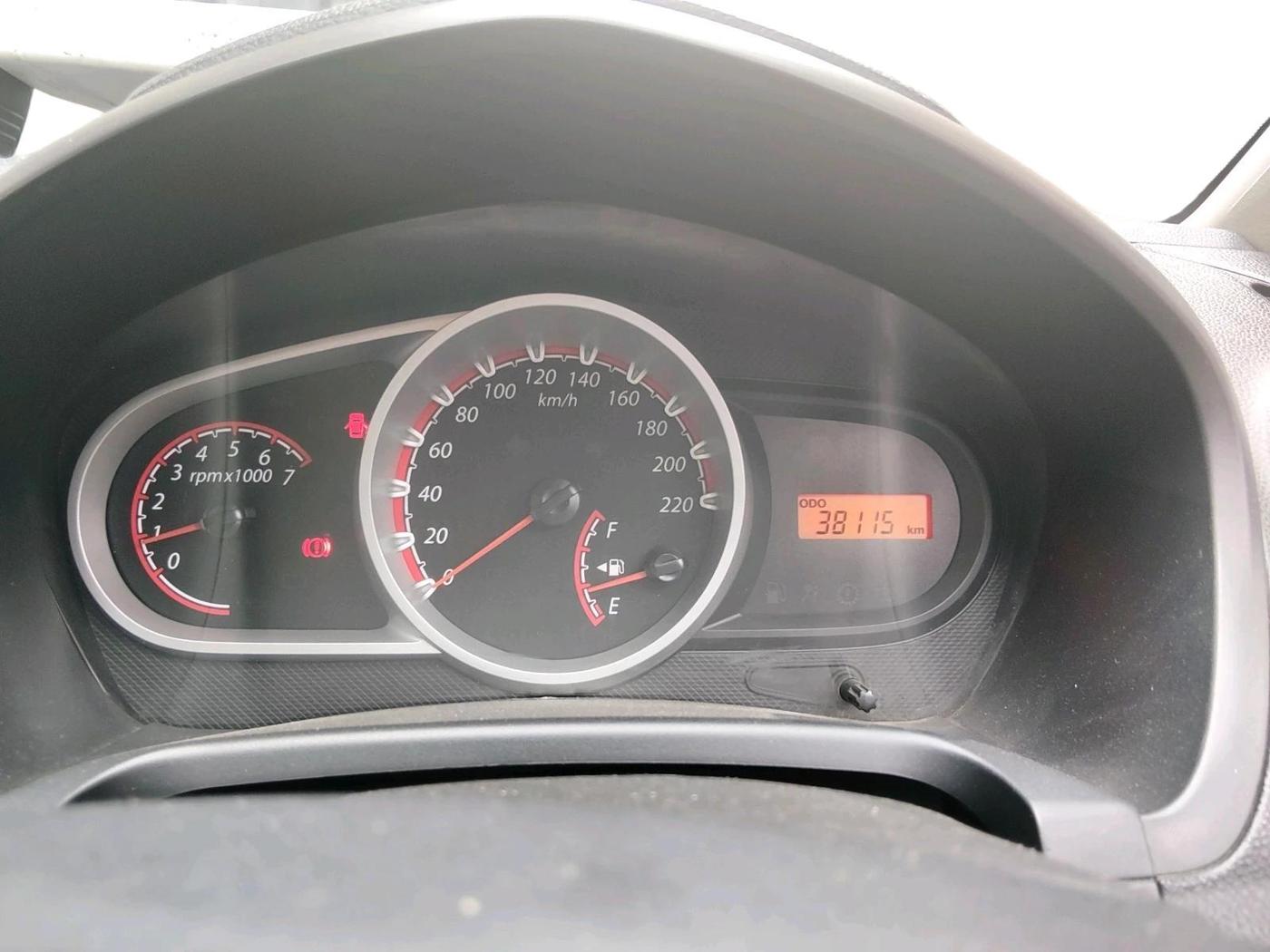 2012 Ford Figo ZXI 1.2 PETROL, Petrol, Manual, 38,115 km, interior