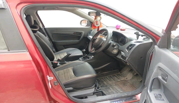 2016 Maruti Vitara Brezza LDI, Diesel, Manual, 90,000 km, interior