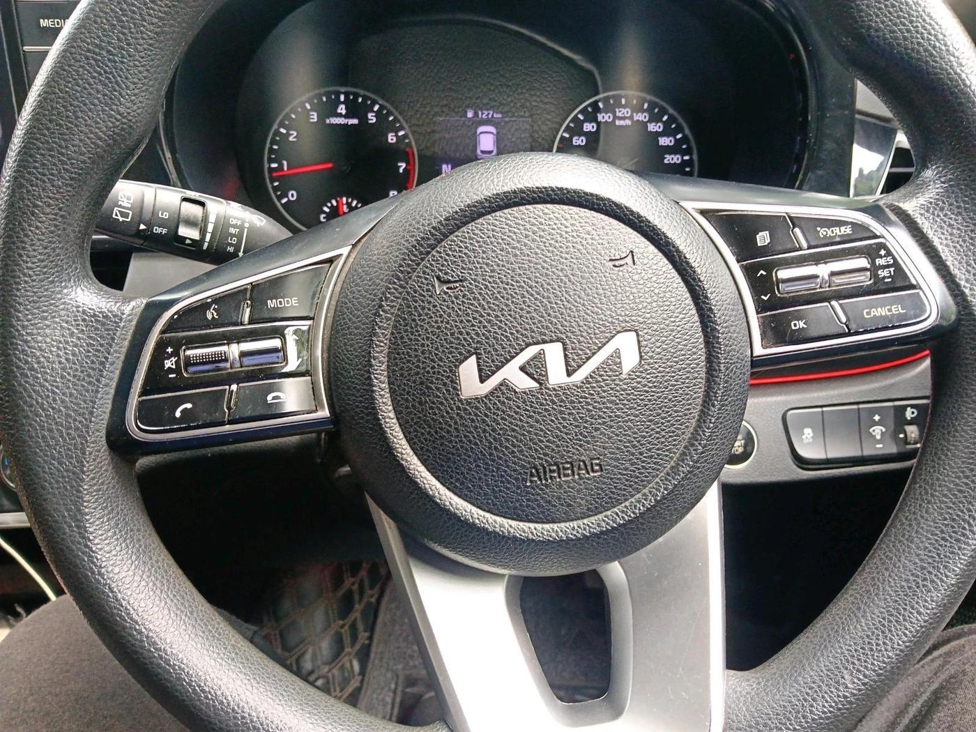 2022 KIA SELTOS HTK PLUS 1.5 IMT, Petrol, Manual, 36,890 km, interior