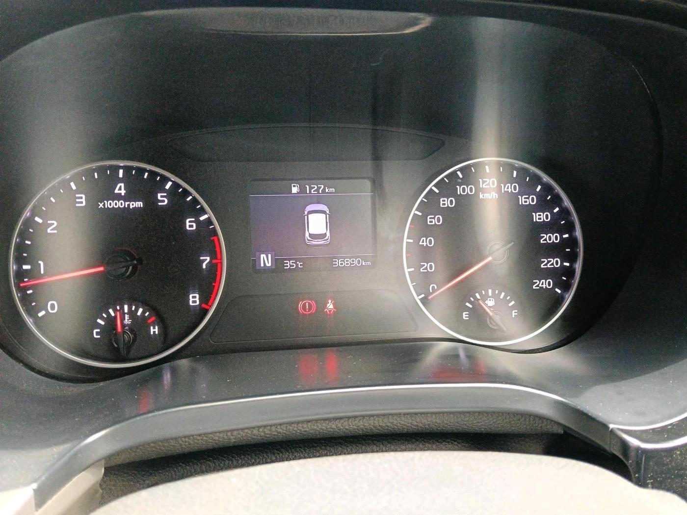 2022 KIA SELTOS HTK PLUS 1.5 IMT, Petrol, Manual, 36,890 km, interior